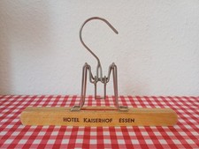 Hosenbügel * Hosenspanner * Hotel Kaiserhof Essen * Union 3 * alt * Holz