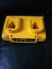DeWalt DE9216 Doppel-Ladegerät 7,2 - 18V für XRP Serie