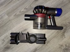 Dyson V8  Akkustaubsauger - Silber/Nickel