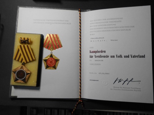 Ein kampforden volk und - kampforden,