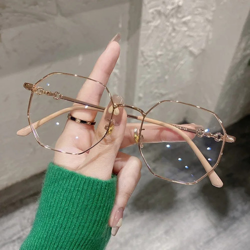 Fernbrille kurzsichtig myopie - kurzsichtig,