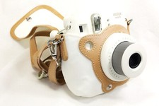 Fujifilm Instax mini 8 Instax Lens 60mm Focus Range 0.6