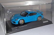 PORSCHE CAYMAN GT4 BLAU