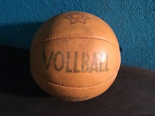 Alter Lederball Vollball 1000