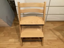 Stokke Tripp Trapp 4. Triptrap buche Hochstuhl Newborn fähig mit Kippschutz??