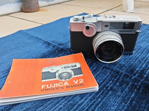 Fotoapparat fujica vintage - v2,