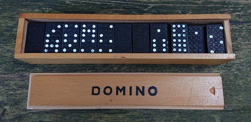 Altes älteres domino - älteres,
