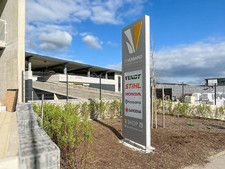 Werbepylon, Sonderdesign,  LED - beleuchtet, H=2500 mm