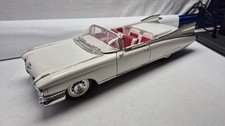 Maisto 1:12 Cadillac Eldorado
