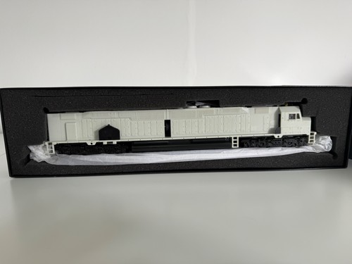 Bachmann spectrum emd dd40ax - emd, 1