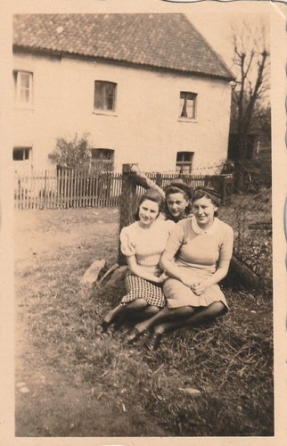 Vintage foto junge frauen - frauen, vor