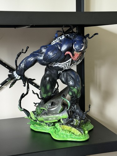 Sideshow venom premium format - premium,