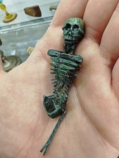 Römisches Skelett Skulptur Convivialis Bronzeskelett Replik Denar Antike Münze