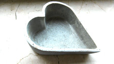 HERZ-Pflanzschale - Steinguss - ca. 14 cm x 12 cm