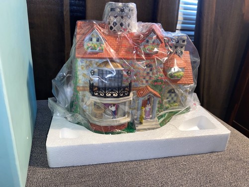 Partylite olde world village - world,
