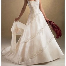 Hochzeitskleid Gr. 8/10 Maggie