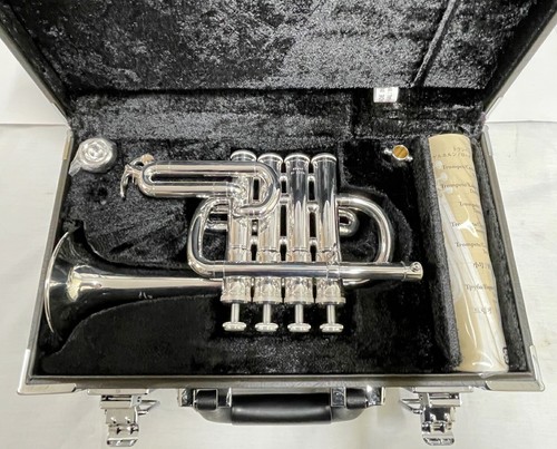 Yamaha ytr 6810s piccolo - yamaha,