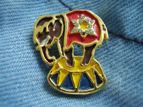 Pin circus roncalli zirkus - circus,