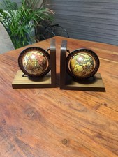 Buchstützen,  alt  Art Deko,  etwa 30iger Jahre, Massivholz mit drehb. Weltkugel