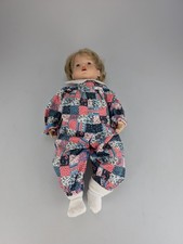 Helga Matejka Repro Puppe 1991