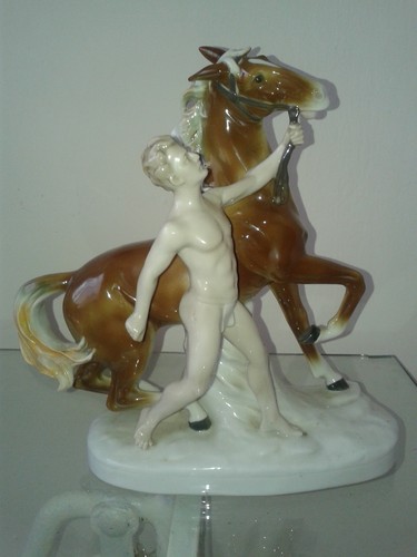 Porzellanfigur pferd - ,