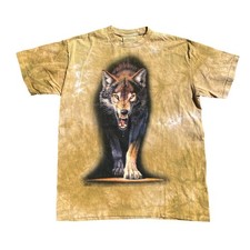 The Mountain Tshirt Wolf Print