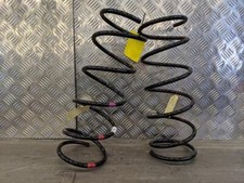 Ford Focus DFW DNW Bj98 Fahrwerksfeder vorn Satz1143329