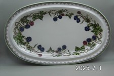 Porzellan  Vorlegeplatte 32,5 cm Serie Blackberry Goebel OPM Oeslauer Manufaktur