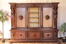 Nr.1989b Restaurier Herrenzimmerschrank Bücherschrank Nussbaum Vollholz