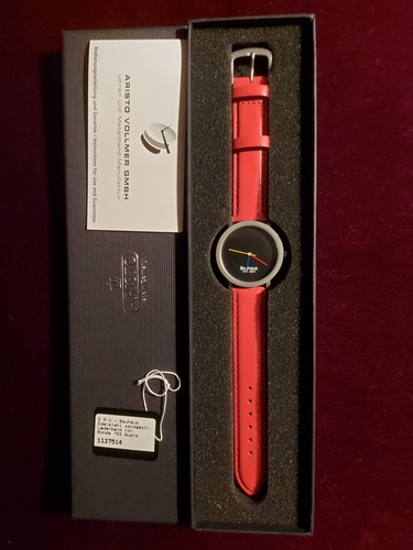 Armbanduhr bauhaus stil - , bauhaus-stil