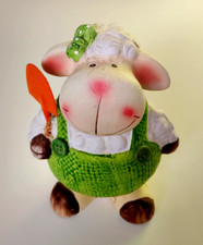 Schaf - mit Schaufel - freistehend - Keramik - 13,5 x 9,5 x 6,5 cm - Sammelfigur