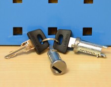 Original Piaggio Schloss Satz