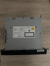 Original VW RCD 310 Autoradio mit der Teilenummer 1K0 035 186 AA