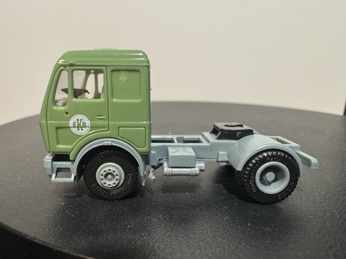 Herpa zugmaschine 3achs - mb, ng