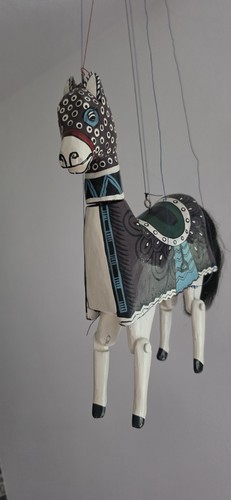 Alte marionette zirkuspferd - alte,