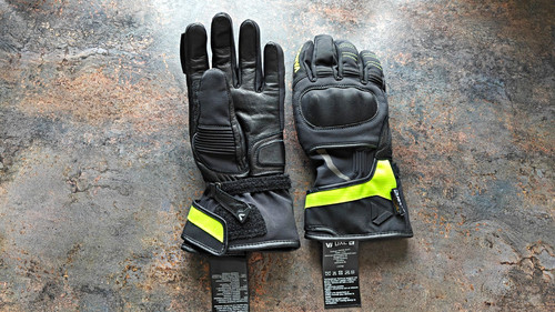 Ungetragene motorradhandschuhe - ungetragene,