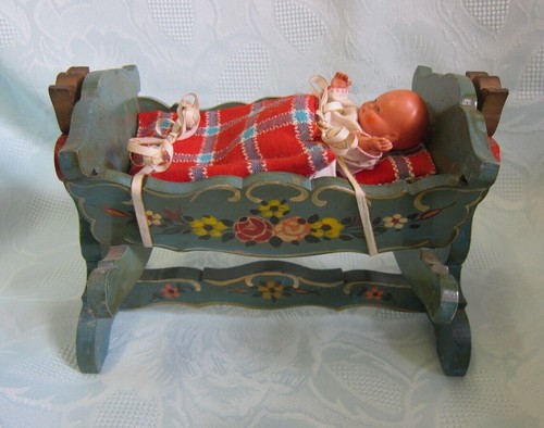 Kleine puppenwiege aus - kleine,