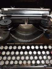 GROMA Modell N alte Reiseschreibmaschine im Koffer Schwarz VINTAGE 50er Jahre