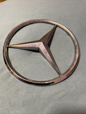 Mercedes-Benz Stern LKW Unimog