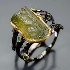 Hervorragender Designerring