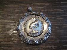 ausgefallener großer