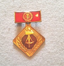 Auszeichnung, Orden "Aktivist der Sozialistischen Arbeit",  vintage, DDR