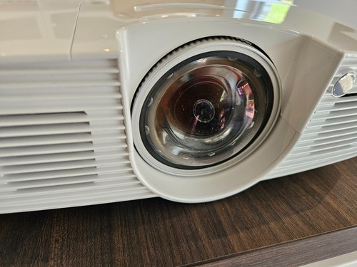 Acer h6517st full short - hd,