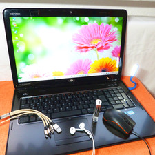 Dell N7110 17R 17 Zoll HDPLUS l SSD Windows 11 l 16GB RAM NEU SRS Premium Sound