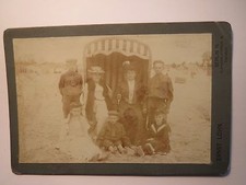 Berlin - Frauen und Kinder Mädchen Jungen am Strand mit Strandkorb - Hüte / KAB