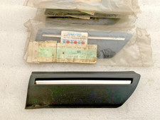 Audi 80 B2 Coupe Typ 81/85 Zierleiste Kotflügel Vorne Rechts 855853508A NEU NOS