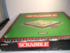 Scrabble Prestige Edition Set mit Plattenspieler verpackt komplett