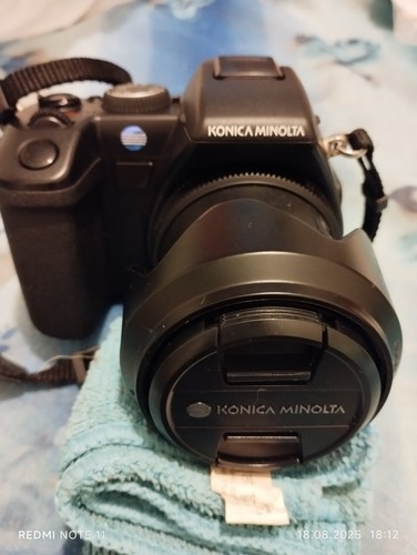 Konica minolta dimage a200 - minolta,