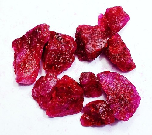 Natürlich roter beryll grobem - natürlich,