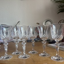 6 elegante Weingläser aus